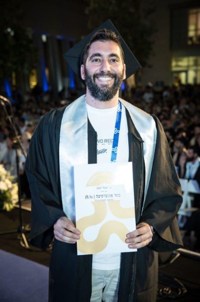 14 מתוך 562